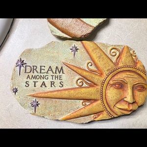 Beautiful hanging set. Pretty heavy per piece